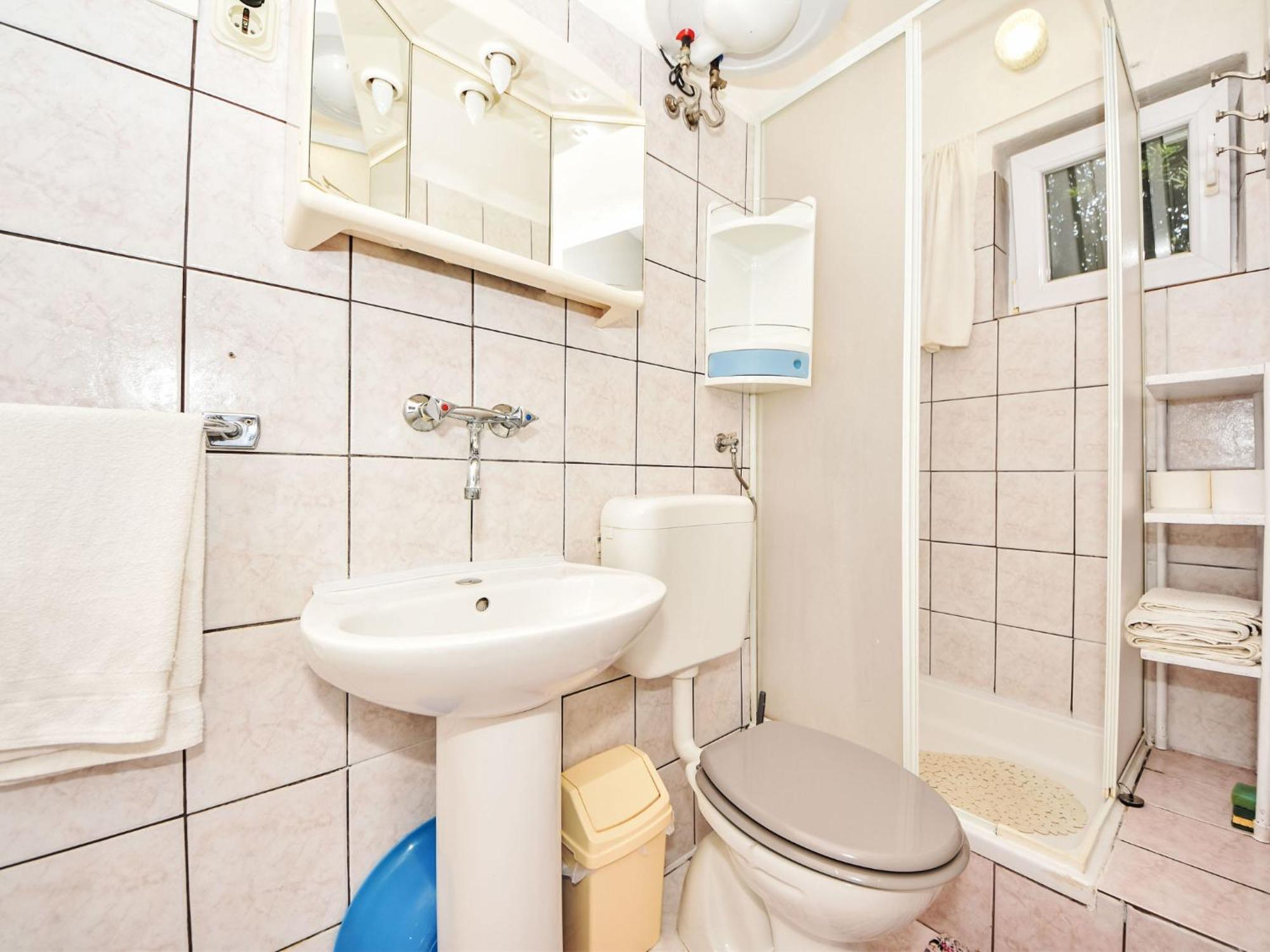 Apartment Tino-2 By Interhome Pag Town Eksteriør bilde